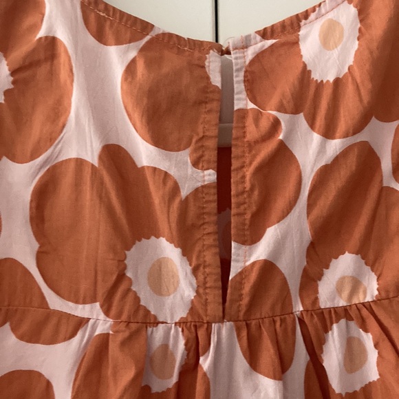 Perfect summer dress, so light and airy - Picture 5 of 7